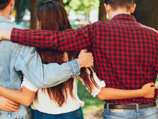 Päť manželiek a 25