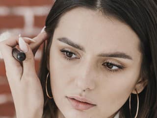 Trendy obočie, ktoré ti