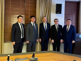 Osobitný vyslanec EÚ pre