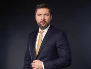 Takáč otvoril tému pôvodu