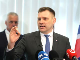 Podpredseda vlády a minister