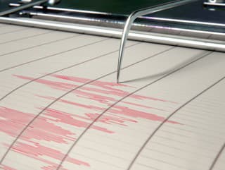 Nepokojný Irán zasiahlo zemetrasenie!