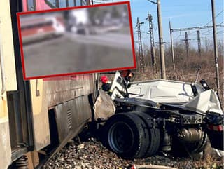 HRÔZA na priecestí v