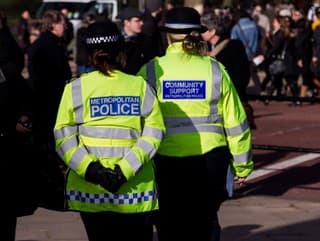 Polícia v Londýne zatkla