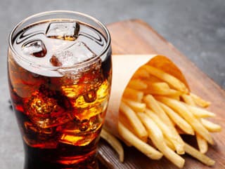 Hranolky a Cola na