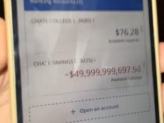 Ženu čakal po otvorení