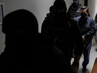 Na snímke v pozadí