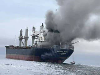 Kontajnerová loď Mayuree Naree