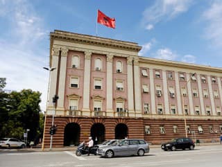 Albánsky parlament podržal vicepremiérku: