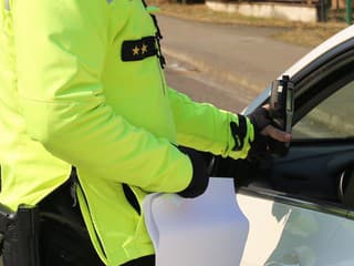 Šokovaní policajti: Na mol