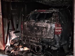 Neznáma osoba zapálila v