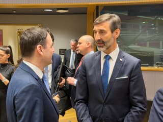 Minister zahraničných vecí a