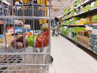 Ilustračný nákupný košík na