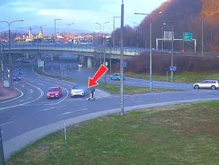 DESIVÁ nehoda na kruhovom