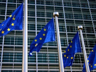 Únia posiela inžinierov na