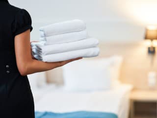 Zbohom, bezplatné suveníry! Hotely