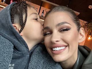 Prečo Sanel nemá súrodenca?