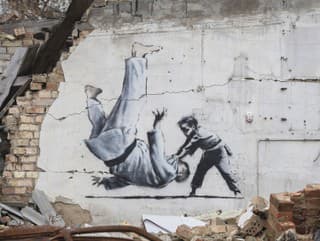 Roky svoju identitu tajil: