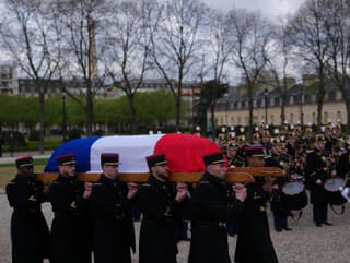 Príslušníci francúzskej republikánskej gardy