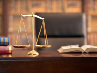 Fiasko pri voľbe ústavného