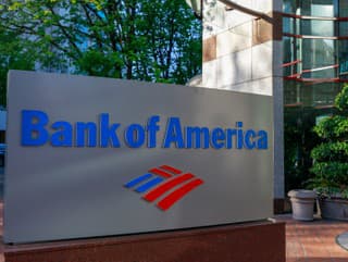 Finančný gigant pod tlakom: