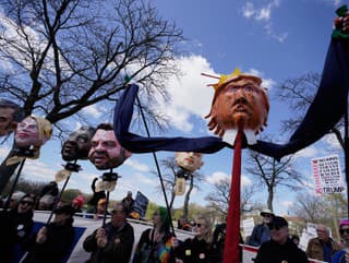 Vzbura proti Trumpovi! Tisíce