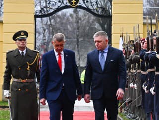 Zásadný MOMENT rokovania vlád