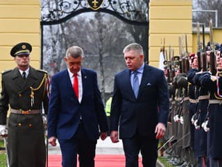 Zásadný MOMENT rokovania vlád