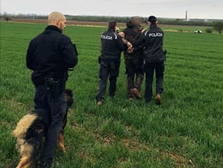 Policajti v Lučenci zadržali