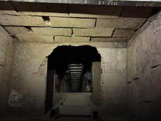 Tajný tunel pod zemou: