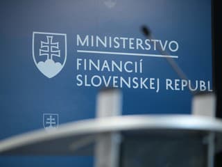 Vláda prepisuje plány: Konsolidácia