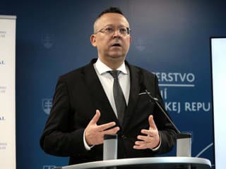 Slovensko kleslo v úverovom