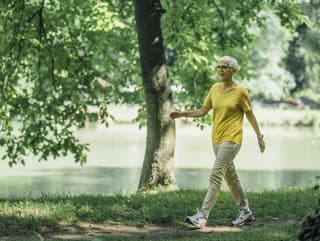 Krásna postavička do plaviek?