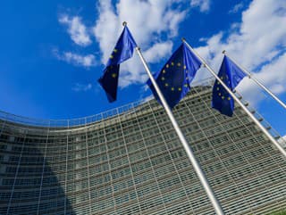 Paralýza zahraničnej politiky EÚ