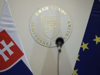 Vláda sa venovala personálnej