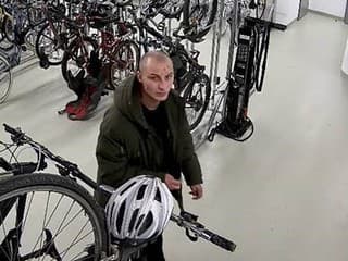 Muž ukradol bicykel v