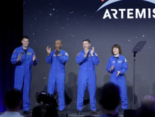 Dokázali to! Posádka misie