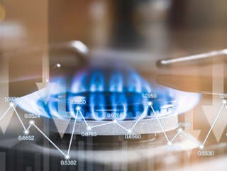 Ceny energií sú naďalej