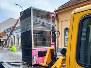 Kriminalisti zaistili automat na