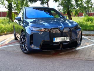 BMW iX45