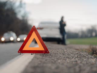 Vodiči, spozornite! Križovatka pri