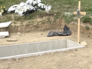 Klopanie z hrobu má