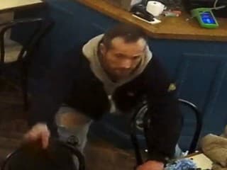 Spoznávate ho? Polícia hľadá