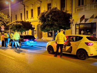 Prešovskí policajti si posvietili