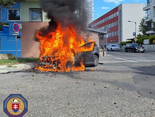 V Petržalke začalo horieť