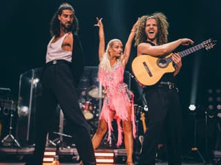 Dávid Bílek, Gitarová show