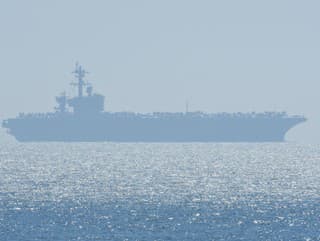Americká lietadlová loď USS