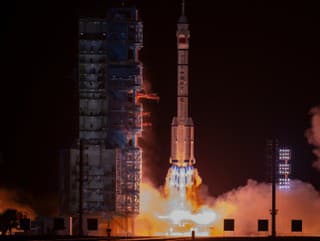 Pilotovaná misia Shenzhou-23 štartuje