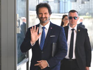 Vicepremiér a minister obrany