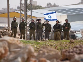 Palestínčan chcel preliezť bezpečnostný